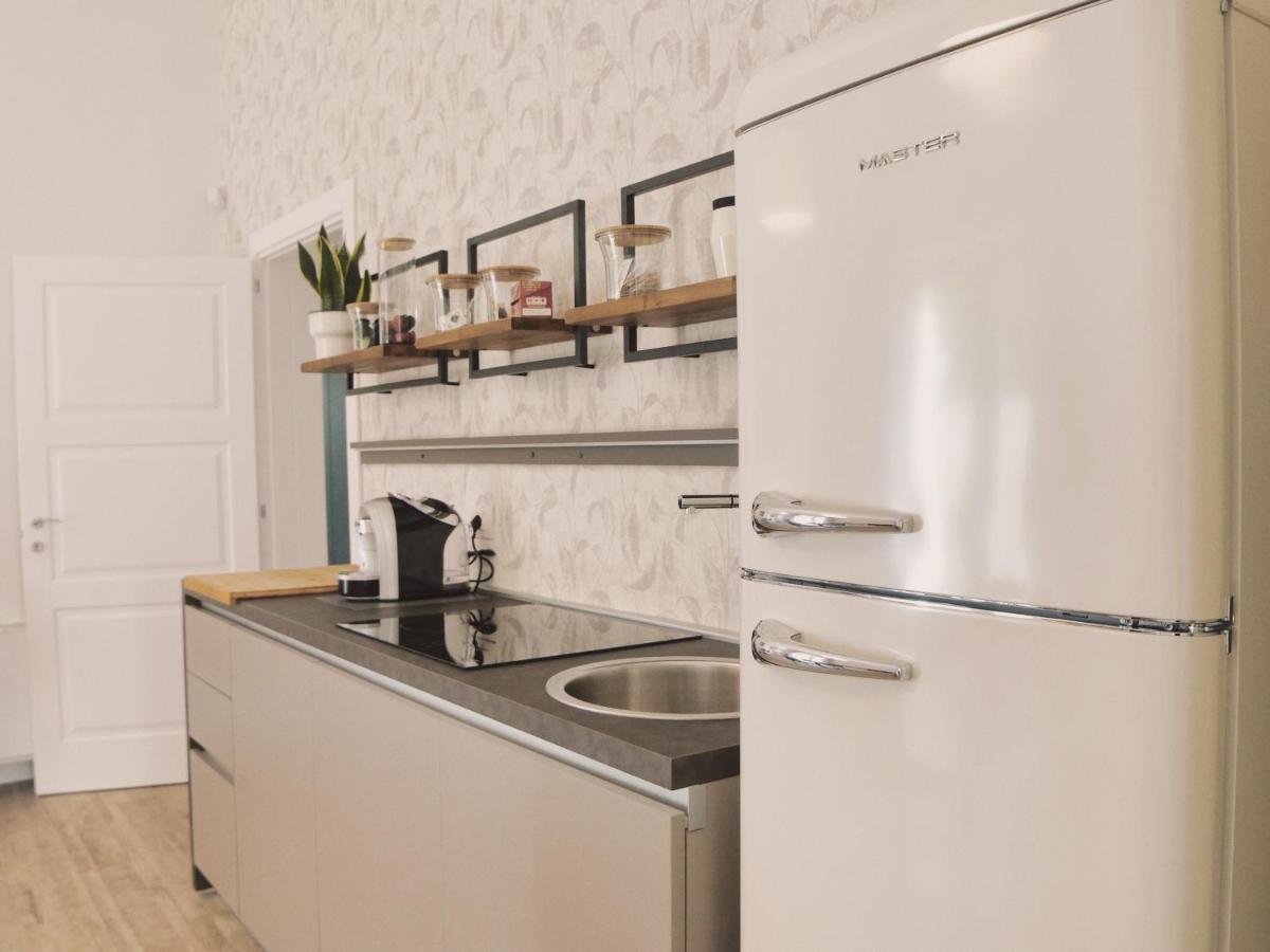 Adele E Il Duca Bed And Breakfast Lecce Buitenkant foto